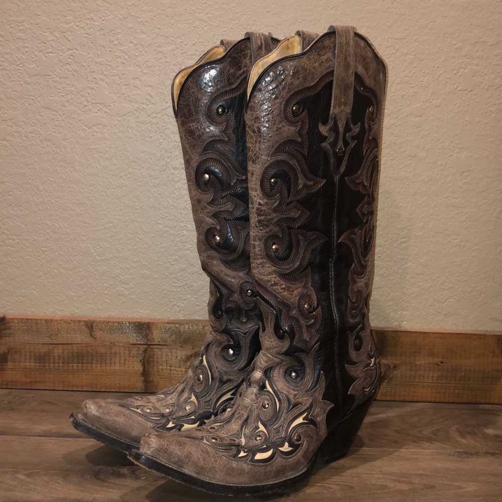 Corral Boots Snip Toe - SIZE 7